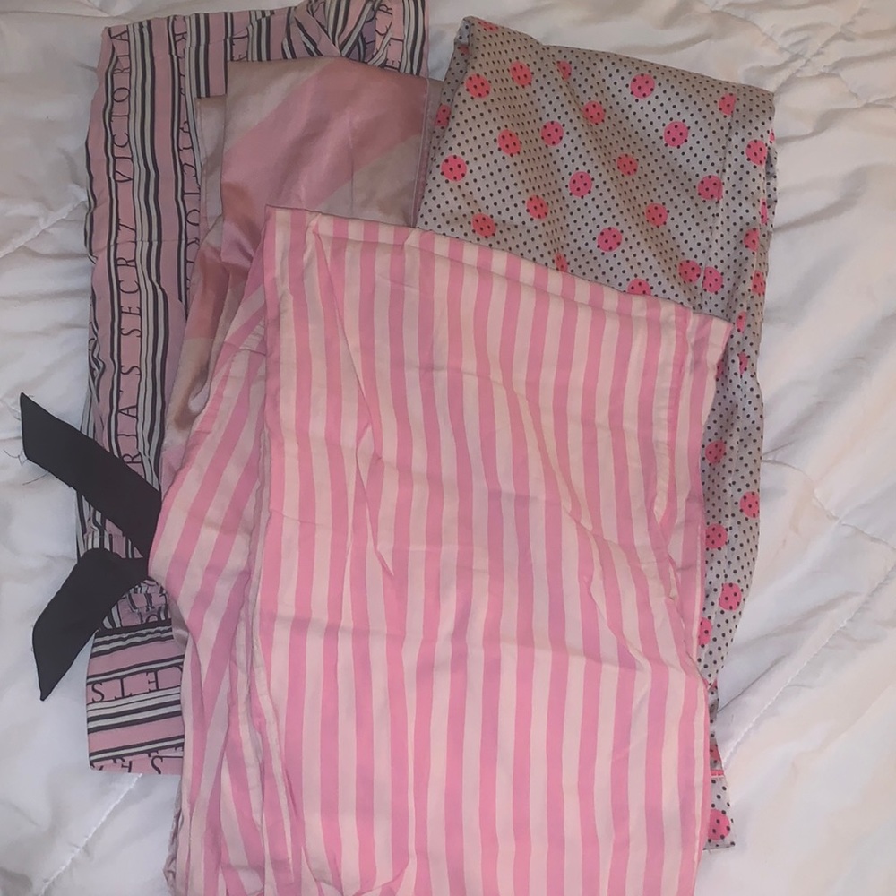 4 pairs of Victoria’s Secret pajama pants